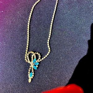 Vintage Necklace: Rhinestone's and Blue Stones